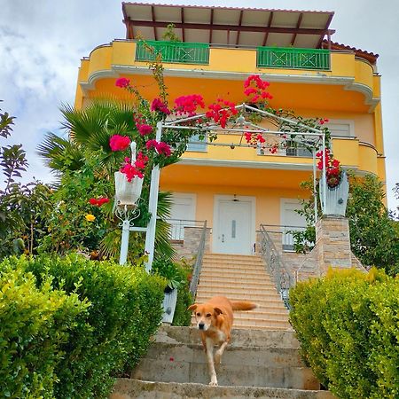 House With Wonderful View Apartment Лефканди Халкидас Екстериор снимка
